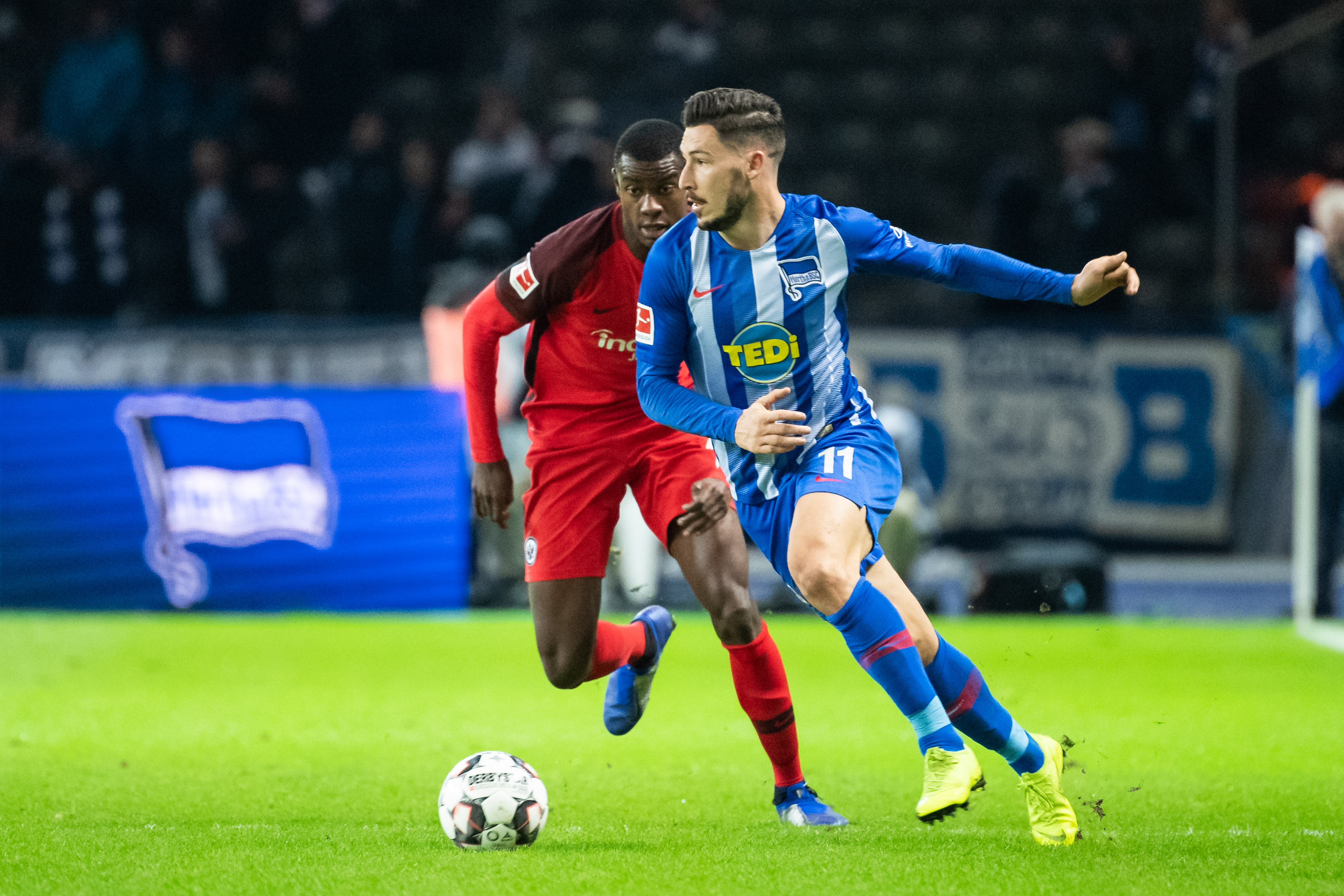 青年比赛成 青年比赛成