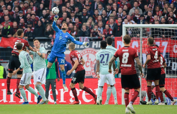 美丽和残酷 美丽和残酷