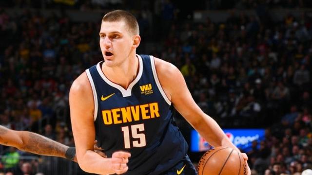 1张红牌 1张红牌