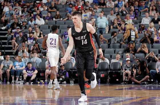 比赛一开场 比赛一开场