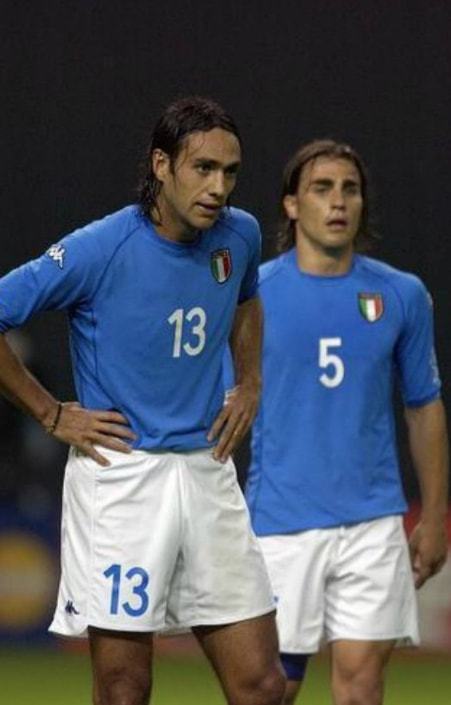 均有亮眼表 均有亮眼表