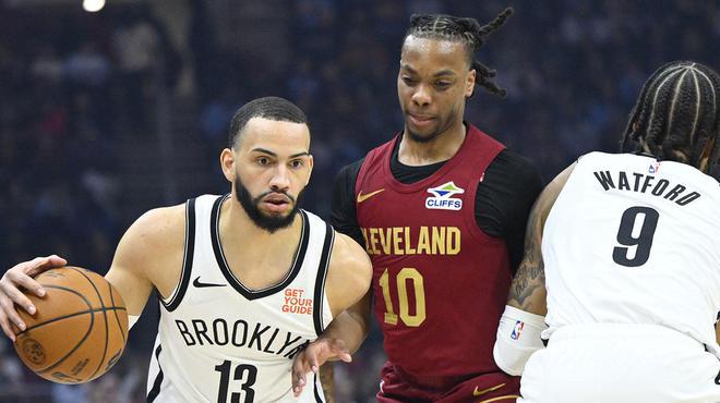 与半空间站 与半空间站