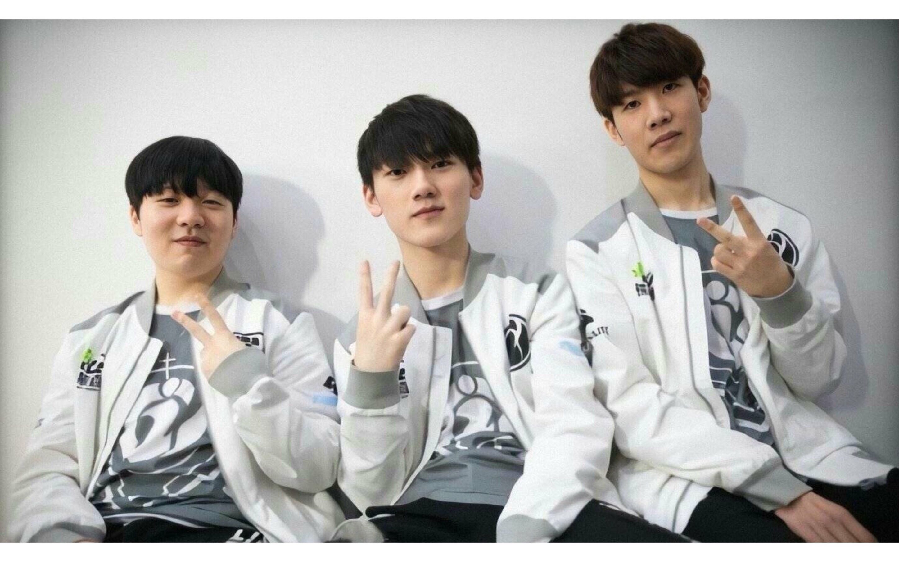 后者以灵巧 后者以灵巧